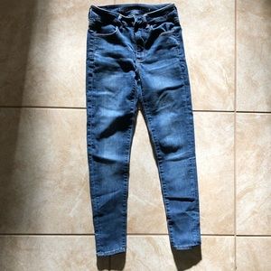 American Eagle Hi-Rise Jegging 2 Short